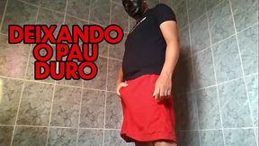 Dando Uma Alisada na Rola Grossa