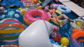 Ami Mercury & Indica Jane: Inflatable Mass Pop in the Pool - MP4 4k