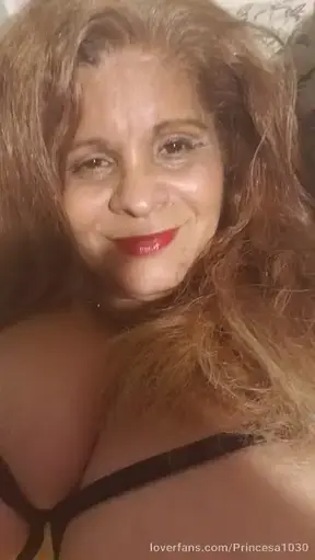 TOCATE SACA TU LECHE MIRANDO TETA Y TOTO GRANDE