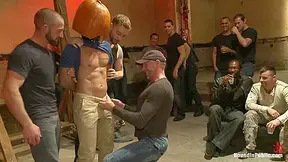 The Halloween Whore - Ray Han