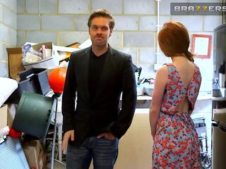 Conduciendo como Loca - Brazzers