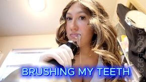 10 Min POV watch me brush and floss my teeth with white latex gloves, and go over brushing techniques whiles trying out purple tooth paste! 🧤🪥🦷