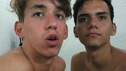 2 Twinks Hot Cumming Eating Jerking Oh the Best