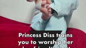 Princess Diss Trains You To Worship Her Boyfriend’s Feet!