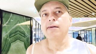 Solo male gets wild at Battersea Park East Side Trail