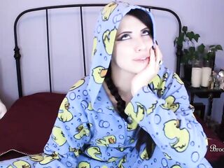 Your Sister's Hawt Friend Sneaks Into Your Room And Entreats YOU To Bang Her