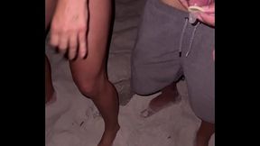 Belinha's beach dogging turns into a public handjob and blowjob fest