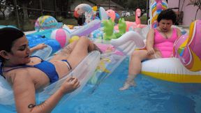 Ayla Aysel & Bailey Paige: Destroying Our Roommates Inflatable Collection - Mean Girls Pop Inflatable Pool Floats -mp4 4k