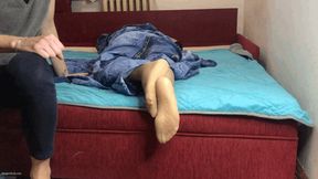 TICKLING ROOMMATE SMALL NYLON FEET - MP4 HD