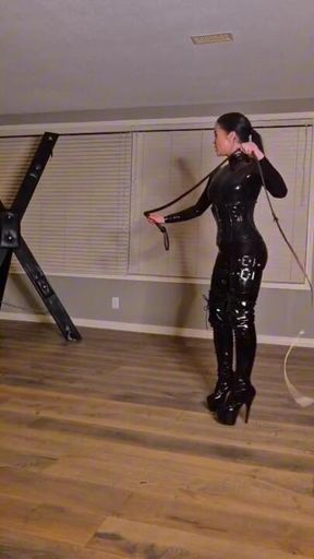 6 mins of all FULL LATEX CATSUIT