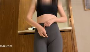 Ultimate Yoga Goddess Gym Comes up with Ultimate Beauty Sexy Yoga Clothes