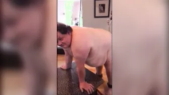 Superchub Bear Hooked and Fucked in Toronto