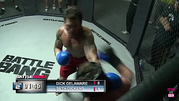 The winner of the fight has the chance to give Jynx Maze an ass pounding