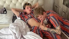 part 1 woke up a friend with a blowjob, sucking his big dick, deepthroat blowjob and anal fucking