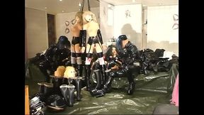 Roxina2008LadyBoyBabeRubberToy200308.WMV