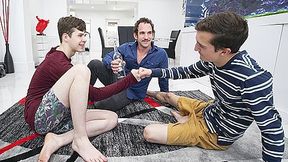 Family Dick: Spin the Bottle - DakotaLovell