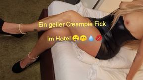 Horny fuck in the hotel room, he just squirts my pussy full