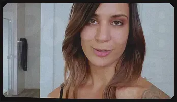 Seductive MILF Alexis Zara's Passionate Encounter