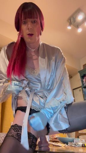 Jess Silk Rides Dildo