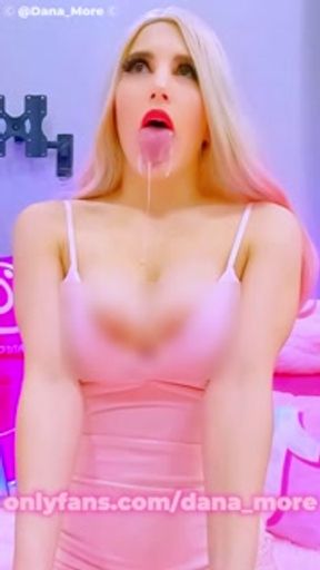 TikTok דנה מור ישראלית מקבלת שפיך לפה כנועה ומזדיינת ב -  ISRAEL