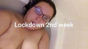 WildEnglishBBW lockdown 2nd week fingering my fat pussy in batb tub