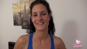 Sexy girl cheats on boyfriend and fucks for creampie