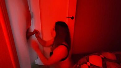 Hotwife in the Gloryhole
