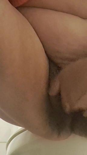 Iconic moment from &quot;Mil&#039;s pussy is a hot whore, even when urinating, what should the hairy one masturbate?&quot;