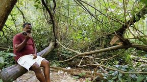 conheci esse p@izao na floresta e dei gostoso para ele enquanto os outros machos que pssava ficava salivando pra me foder tambem