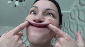 make funny faces m