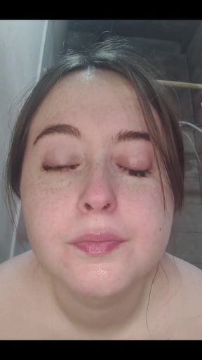 This Is What I Looked Like After Giving a Super Dirty Blowjob