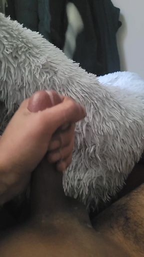 UK PAKI COCK HUGE CUM EXPLOSION!!!