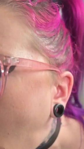 Rockstar Treatment From a Walk up Slut