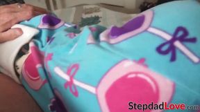 Stepdaughter Casey Ballerini jizzed on after fucking stepdad