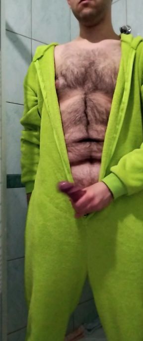 Grinch shower time