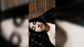 Step sis receives her huge behind blacked by her stepbrother