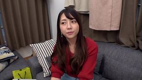 誘いを絶対に「断れない」訳アリ隠れ巨乳！お金の為なら全てを受け入れる！