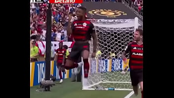 INGLESAS DANDO GOSTOSO PARA FLAMENGUISTAS