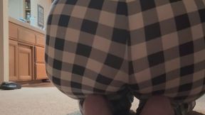 GILF Yoga Stretching that Will Make Your Cock Throb Starring SeductiveGenX