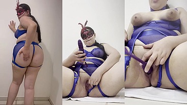 LATINA MEXICANA EN MINI VESTIDO SE QUITA TODA LA ROPA Y SE MASTURBA CON UN DILDO VAGINA MOJADA SECRETARIA NALGONA VECINA CALIENTE
