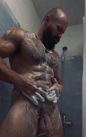 I Use Old Spice Shower Gel to Stay as Great