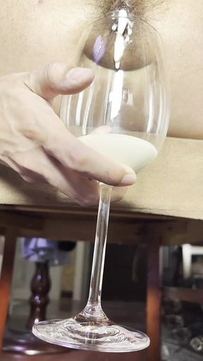 White stuff is leaking out of my ass, do you want to taste it