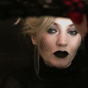 In bed with the hunter