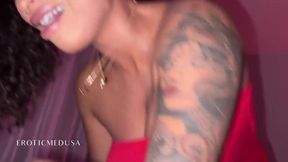 Exotic medusa gets a deep and sensual blowjob