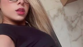 Wanna see more?🤤
