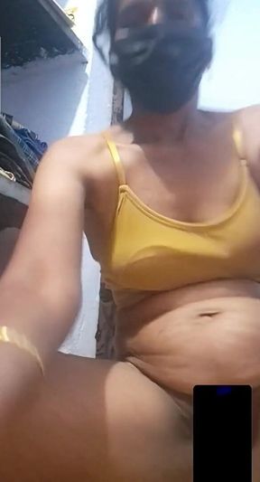 Tamil Stepaunty Enjoyed in Video Call