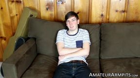 Cute dude Dylan Michaels blasting his cum after hand thrusting