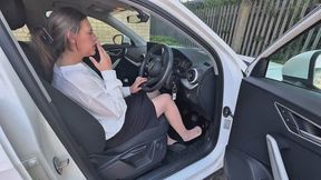 Chain-Smoked and Stranded – Desperate Cranking in Nylons