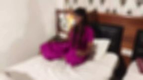 Lonely room, skanky babe gets nasty with herself, solo sesh
