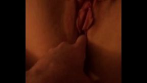 Kissy get her hairy pussy played with